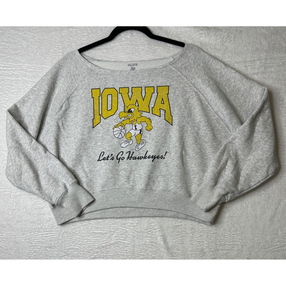 Hollister Iowa Hawkeyes Sweatshirt Women Small Gray Cropped Raglan Graphic